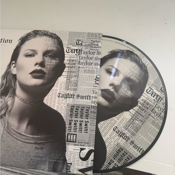 Reputation Vinyl - Picture 3 of 4